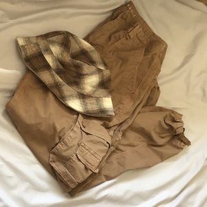 American Eagle baggy cargo jogger